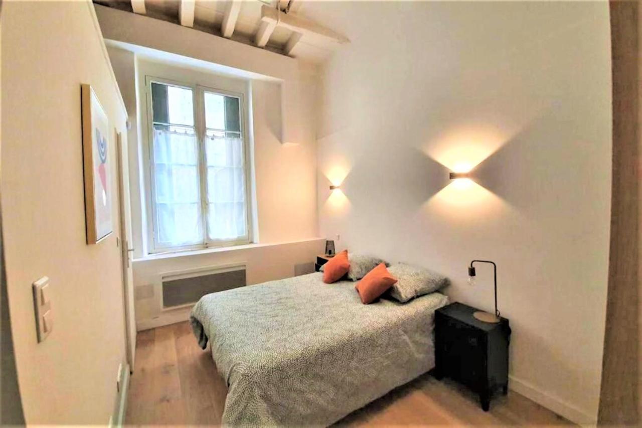 Appartement à deux pas de la place du forum Arles Esterno foto